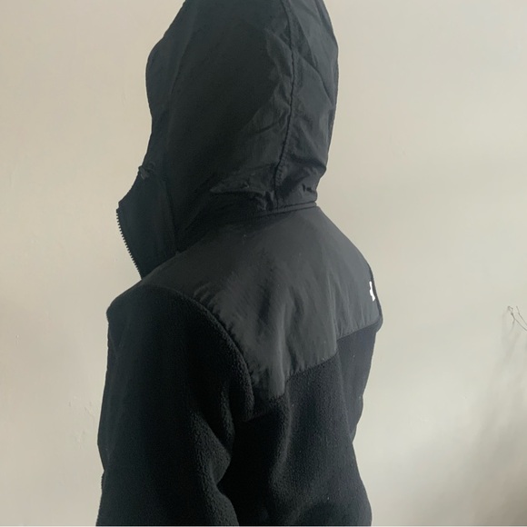 The North Face Black Full-Zip Jacket - Picture 4 of 6